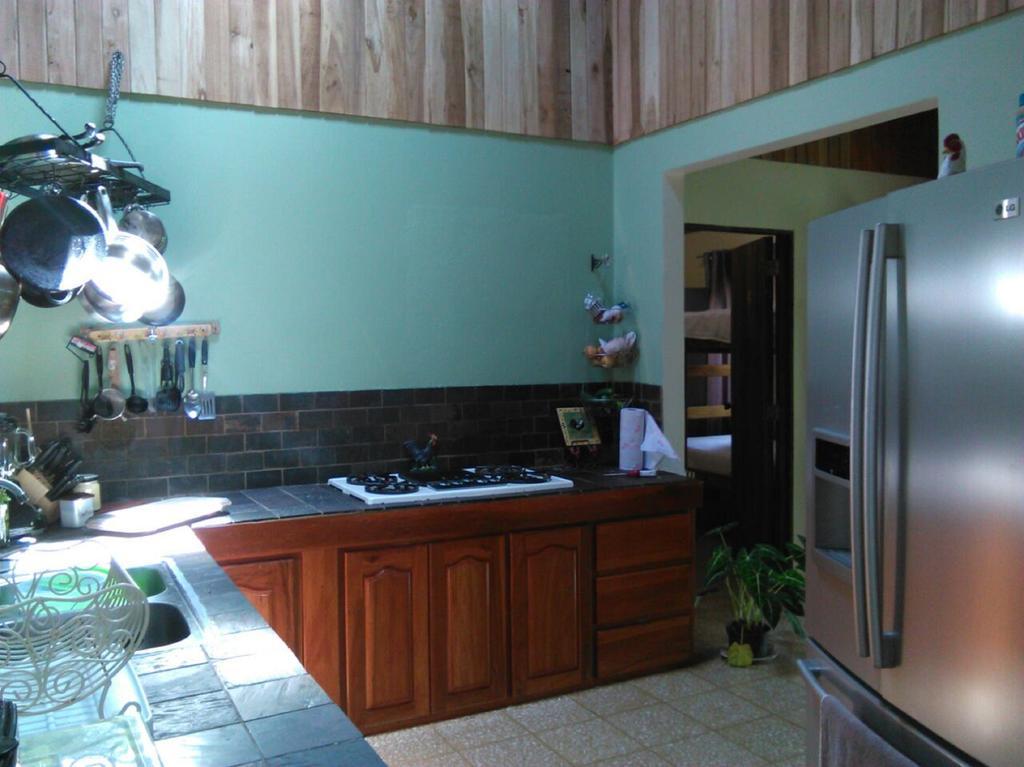 Rio Celeste Backpackers Bijagua Extérieur photo